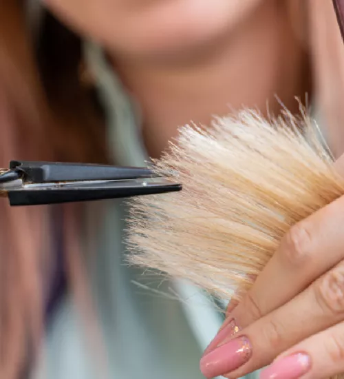 Corte en capas: La clave para un cabello con movimiento y volumen