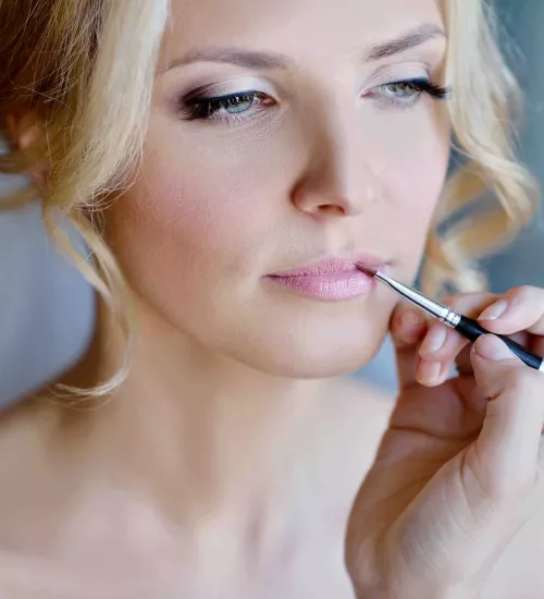 Peinados y maquillaje para novias: 5 Tendencias del 2023 que Debes Conocer