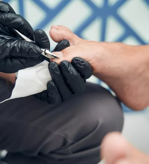 Pedicure Profesional: 5 Consejos para unos pies saludables