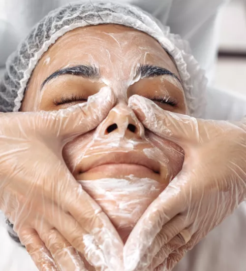 5 Señales de que tu piel necesita una limpieza facial profunda