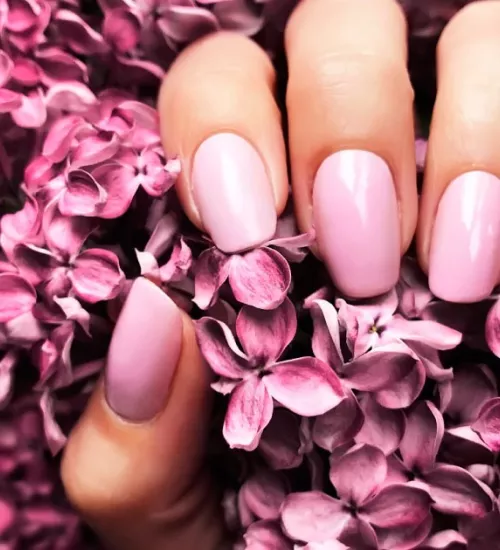Tendencias de uñas primavera: Diseños y colores que dominarán esta temporada