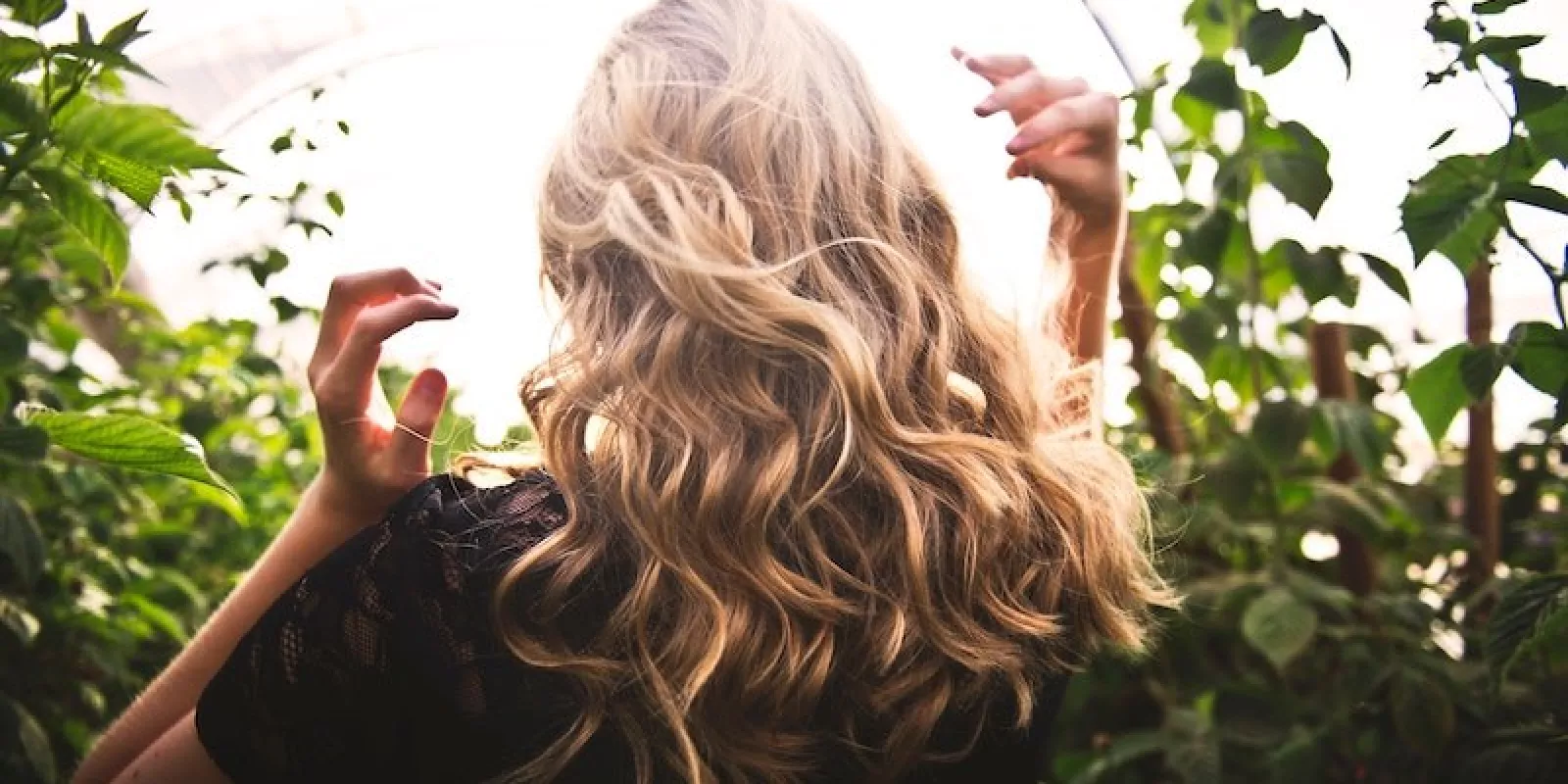 Los mejores tratamientos para el cabello rizado/chino