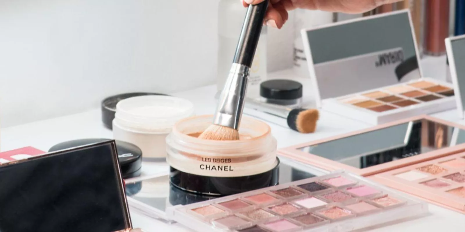 Maquillaje para piel grasa: Consejos para un look impecable