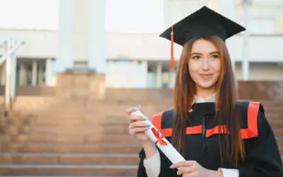 Cómo elegir el Peinado de Graduación perfecto según tu vestido y estilo